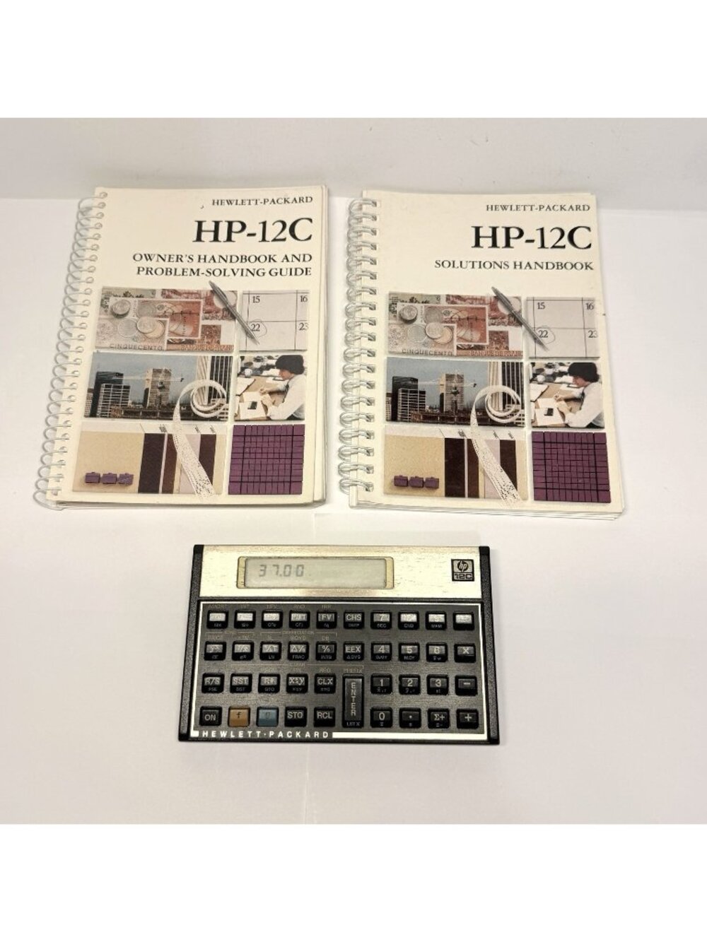 Hewlett Packard HP 12C Vintage Financial Calculator w/ Handbooks 1980s